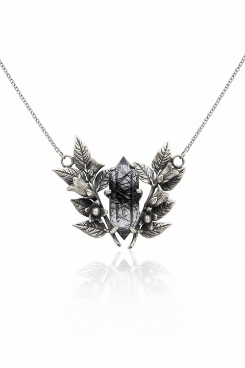 Collar Belladona fondo blanco exacto