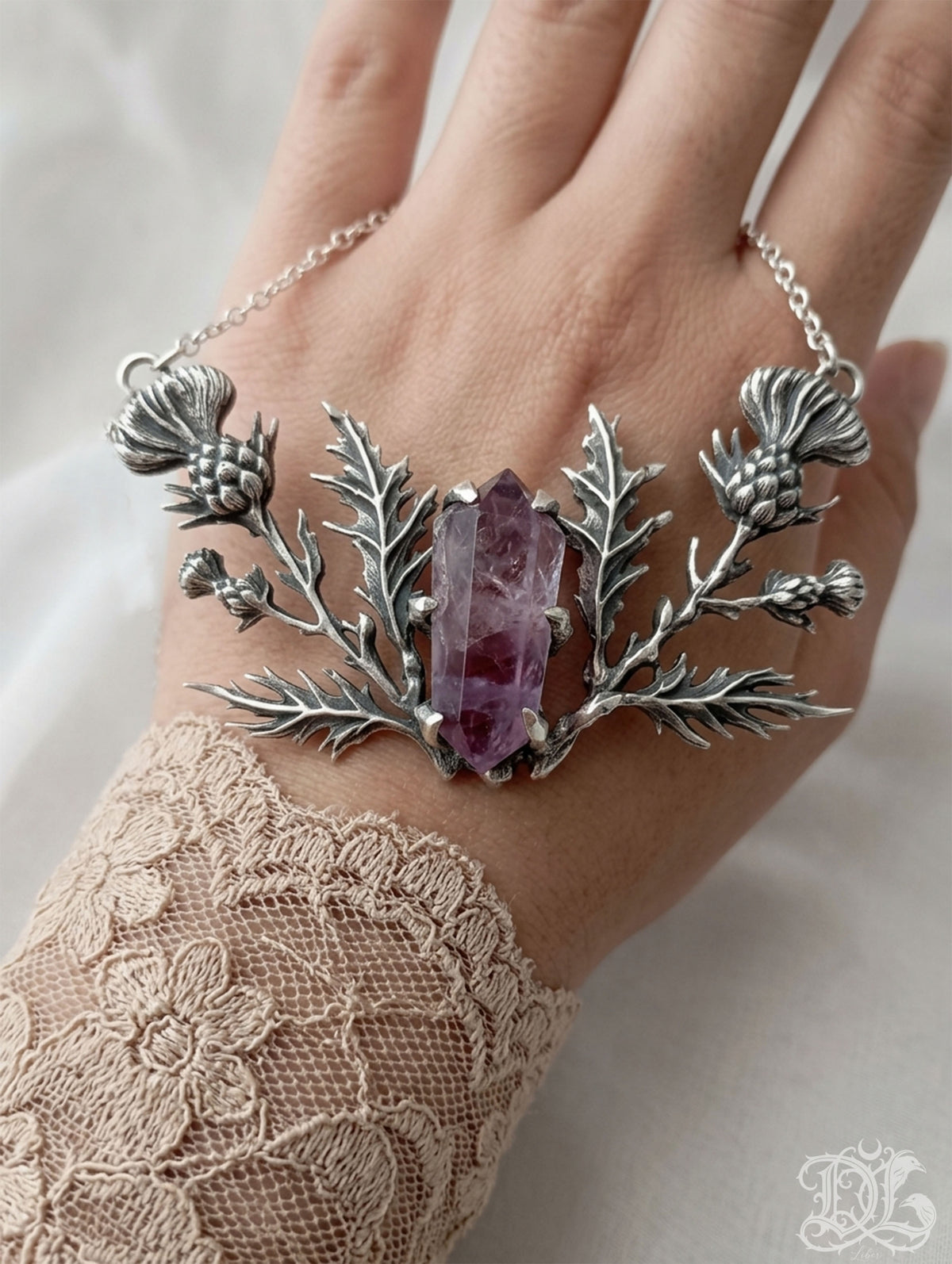THE MEMORY OF THE THISTLE